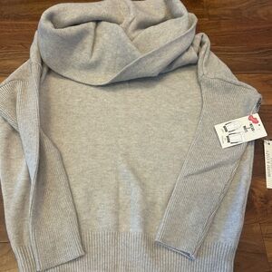 Women’s sweater